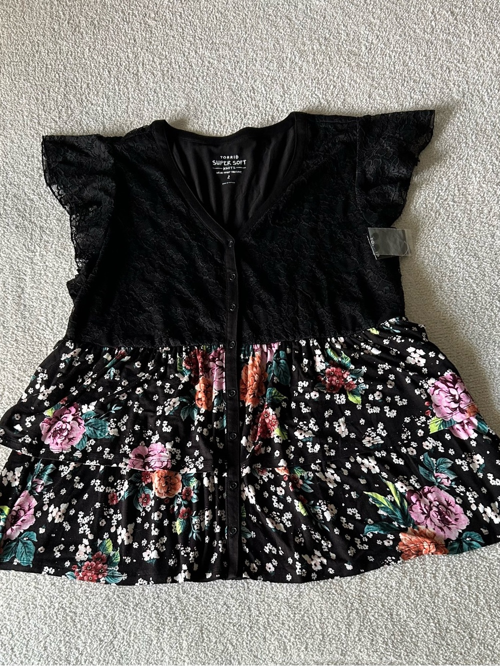 torrid Black Lace Bodice Floral  knits top